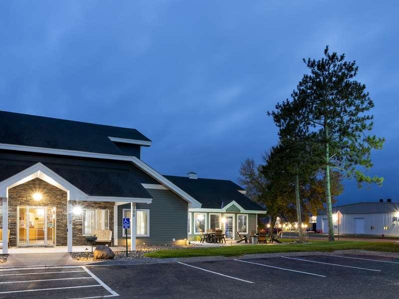 Grandstay Hotel & Suites Cambridge Exterior photo